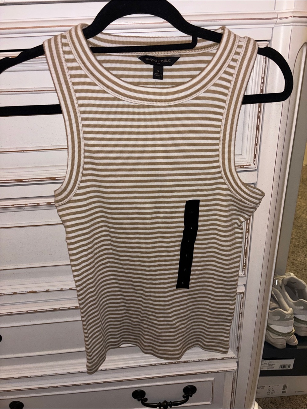 NWT Banana Republic Beige / Tan and White Striped Ribbed Tank